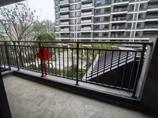 市府滨江旁 叠墅低密 有电梯 高档盘 上周南 随时看房
