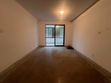 纯边套两房 南北直通 外凸式阳台 窗户大