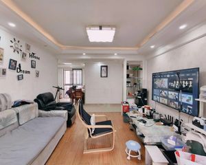 星晓家园 正南朝向 临地铁 出行方便 商品住宅 中间楼层