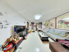 产权清晰,随时交易,户型方正,视野开阔。