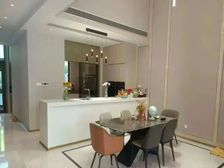 高端品质别墅 南进门南北花园 豪华装修带电体楼 诚意出售