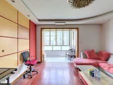 有阁楼+随时可看+飞机户型+位置安静+视野好