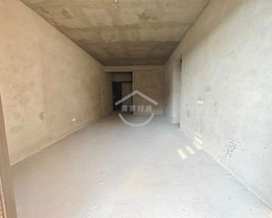 平山东中!美的雍逸庭中层107方毛坯3房2厅2卫东南向