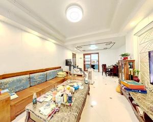 华南碧桂园翠云山苑 一楼带院子 证过五年