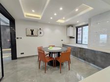 南湖广场 南湖游路 岳州帝苑 精装修4房2厅2卫,湖景房