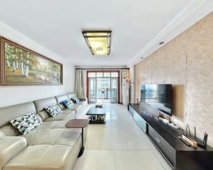 童子街庭苑 3室2厅 134.42平