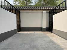 三中分校,一楼带院,豪华装修拎包入住,