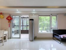 万科悦城 经典小复式 一梯两户 使用面积大