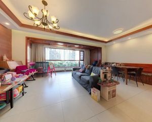 九龙仓御园二期 3室1厅 东 西