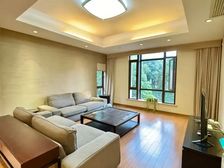 (红郡二期临河上叠)奢华精装,实用四房。正观河景,业主诚售。