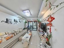 配套完善,交通便利,近商圈,视野好