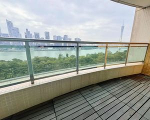 珠江新城 一线看江看琶洲小蛮腰 大四房笋笋笋!全新装修未住!