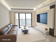 御龙山星曜二期 4室2厅 129.23㎡ 全新装修未住过