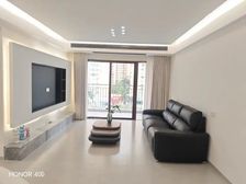 御龙山星曜 4室2厅 140㎡ 全新装修未住过