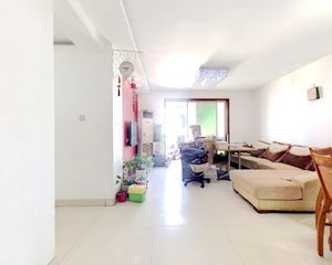 六合之家 3室2厅 129.96平