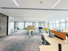 户型方正·电梯口双采光丨东大路光环中心·6隔间40卡位接待房