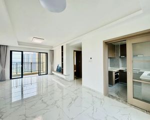 绿地公园城(全新没住过)带车位 送全屋定制 双阳台 南北对流