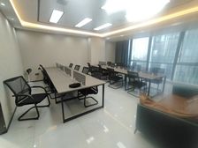 6500含物业 带家具 电梯口 绿地集团 绿地新都会140平