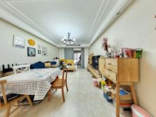 中建南湖壹号 3室2厅 125.11平