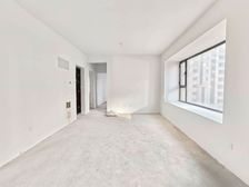 奎文南,五千出头 ,现房,带装修 小三居