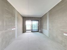 横琴刚需性三房 毛坯南北通户型 2025年新房