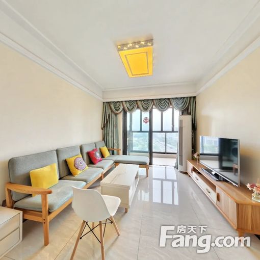 黄埔保利罗兰国际精装两房 东南向采光佳 家电齐全押二付一