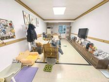 读十八中 总校 甲秀楼 西湖路 西湖巷 步梯二楼 三室带双卫