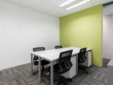 雷格斯联合办公 希望大厦 50人办公室 水电网物业家具全含