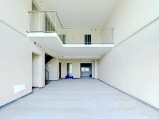 鸿园银杏苑叠加别墅,带露台,中叠,客厅挑高看房方便
