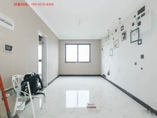 长征家苑 83.85平2居 南北向中装修 看房方便的。