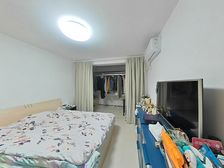 虹康花苑三期 南向一居室 满五简装 340万
