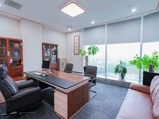 荣和e中心,绿地408平,带办公家具,双面采光,租45块每平