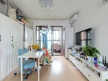 万业紫辰苑3室2厅 满五年且一套住房 南北通户型 视野开阔