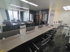 地铁口新力方 航空大厦 141平 22工位 朝西 好招人