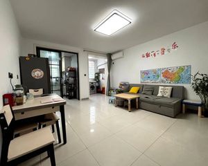 带地下室,瓷砖房,小区号停车,大社区,3层,业主精装修