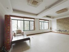 知音别苑 叠拼上叠大开间 临河自带汽车库 带大露台 高利用率