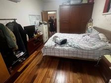 外立面已翻新!江桥老街一墙之隔!双南阳台南北通3房!步梯2楼