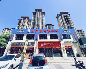 建国门餐饮独栋丨年入60万丨带10个车位丨12米层高丨近地铁