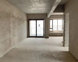 新放房源 怡璟海岸 正园心6栋 中层 各付 望全园绿化