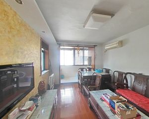 边套全明+三室一厅+中间楼层+南北通透+地+铁口+进医院