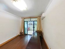 一楼带院子+超高得房+双南双天井+房东诚意出售+镇坪路地+铁
