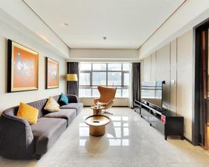 西部国际金融中心 2室2厅 南