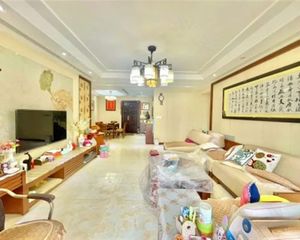 美的林城时代 精装大平层全屋带地暖 两梯3户拎包入住带车位