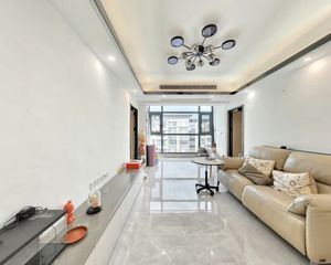 花曼丽舍 3室1厅 83.11平