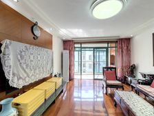 在水一方 3室2厅 140.09平