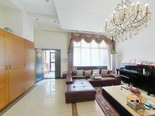 西郊宝成花苑二期联排带花园,地上3层的设计,居住环境舒适