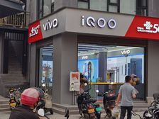 大学城地铁口 10年回本 年租8万 房东急需资金!