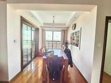海滨新城 83平2居 南北向精装修