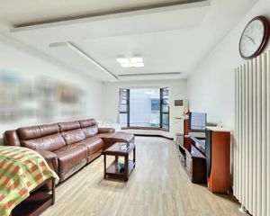 六月花苑3室2厅西北
