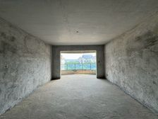 白杨坡 南湖广场旁 名门世家前排无遮挡毛坯三房 南湖天著